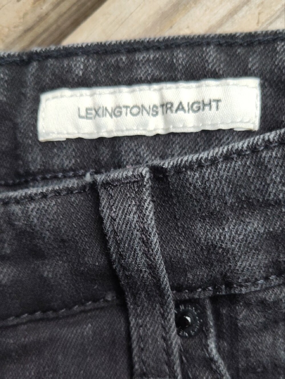 Jones New York Straight Leg Jeans With Bleached AREA ON BACK OF HEM 20W - Picture 5 of 10